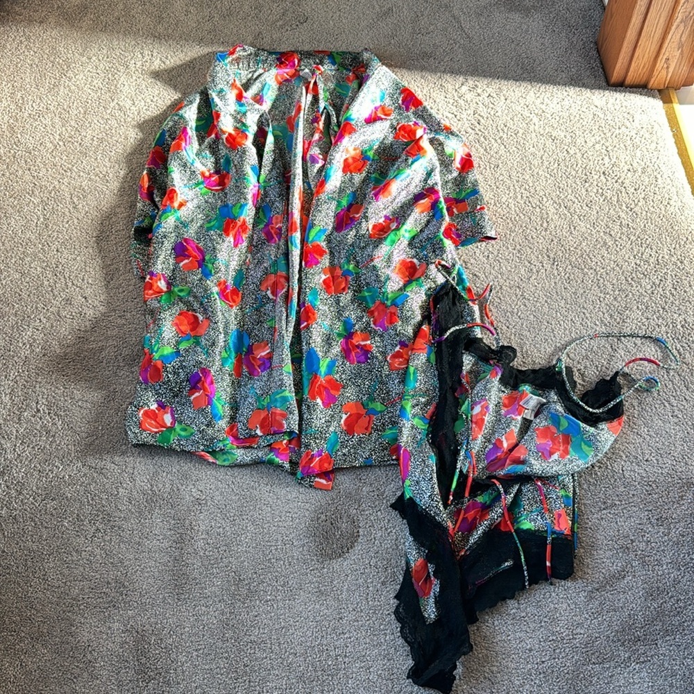 Hidden Treasures Floral Satin Robe & Lingerie 2PC Sleepwear Set SIZE S/M